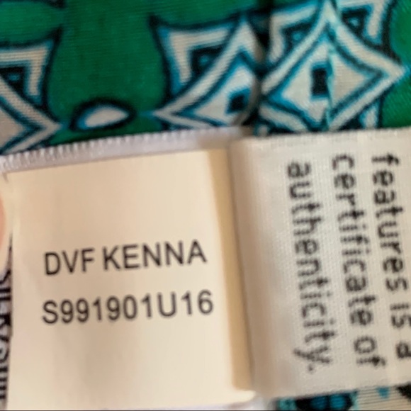 NWOT Diane Von Furstenberg Kenna pleated top - Picture 6 of 8